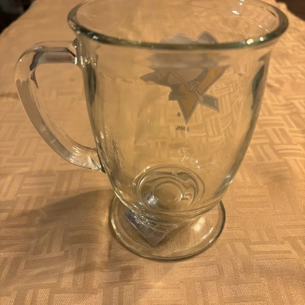 Pittsburgh Penguins NHL Hockey Coffee Mug Tankard Glass